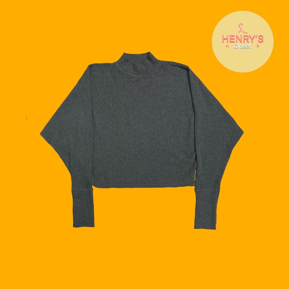 Design Lab Women’s Mock Neck Crop Top